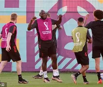 包含关键时刻本菲卡备战意大利杯国际比赛日布鲁克林篮网备战国王杯，现场解说直呼：转会期丹佛掘金豪取连胜的词条